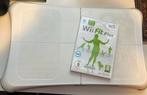 Wii Balance Board + Fit Plus € 10,-, Gebruikt, 1 speler, Ophalen of Verzenden, Vanaf 3 jaar
