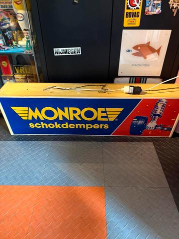 Monroe lichtbak / lichtreclame beschikbaar voor biedingen