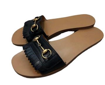 Gucci slippers beschikbaar voor biedingen