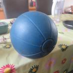 mooie amper gebruikte 1,5 kilo medicine  bal  voor volleybal, Ophalen, Zo goed als nieuw, Fitnessbal