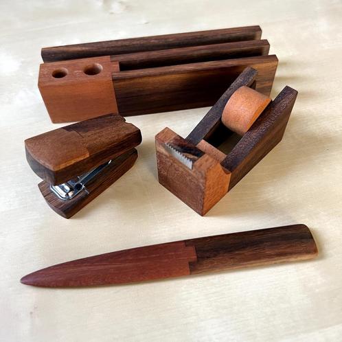 Areaware design wooden walnut desk set hout bureau set, Diversen, Bureau-accessoires, Zo goed als nieuw, Ophalen of Verzenden