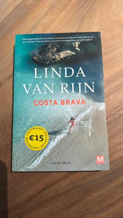 Linda van Rijn - Costa Brava, Boeken, Thrillers, Zo goed als nieuw, Nederland, Ophalen of Verzenden