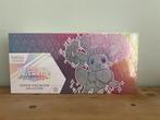 Pokémon Prismatic Super Premium Collection, Ophalen of Verzenden, Nieuw