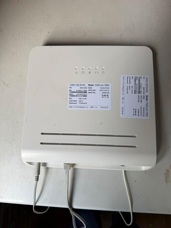 Genexis Platinum 7840 Router, Computers en Software, Routers en Modems, Gebruikt, Router, Ophalen of Verzenden