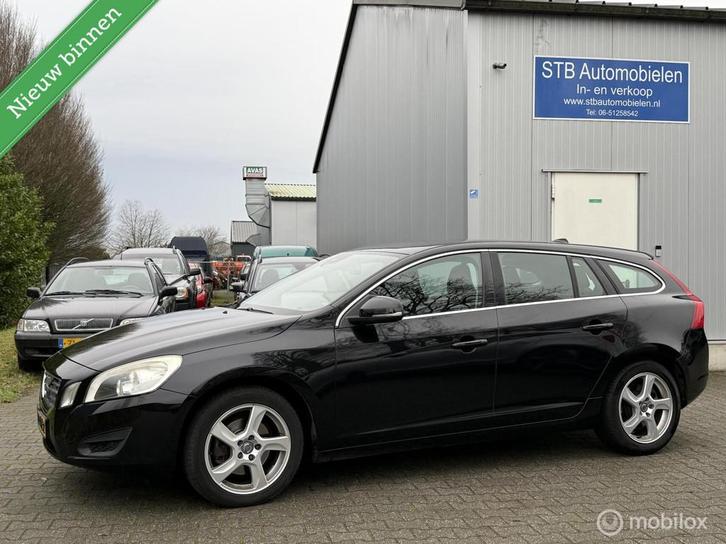 Volvo V60 1.6 T3 Momentum, Navi, Goed onderhouden, Auto's, Volvo, Bedrijf, Te koop, V60, ABS, Airbags, Airconditioning, Alarm