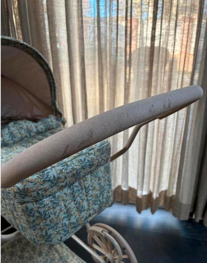 Konges Slojd Poppenwagen Orangerie Beige - ZGAN, Kinderen en Baby's, Kinderwagens en Combinaties, Zo goed als nieuw, Kinderwagen