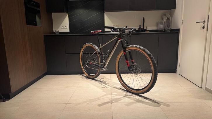 Scott scale 910 2021 carbon, Fietsen en Brommers, Fietsen | Mountainbikes en ATB, Zo goed als nieuw, Heren, Overige merken, 53 tot 57 cm