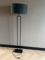 Moderne Staande Lamp - Zwart Metaal & Stof, Huis en Inrichting, Lampen | Vloerlampen, Ophalen, Zo goed als nieuw, Metaal, 150 tot 200 cm