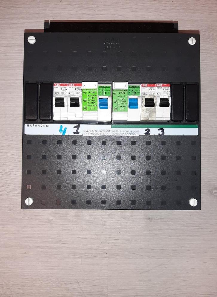 ABB Groepenkast 1 Fase, Hobby en Vrije tijd, Elektronica-componenten, Gebruikt, Ophalen of Verzenden