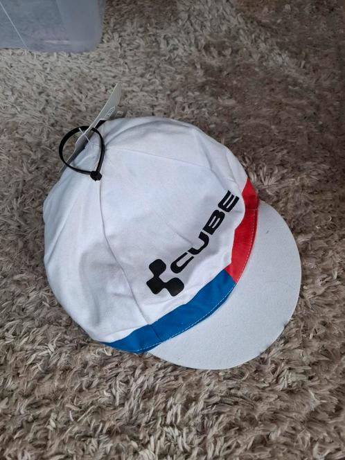 Cube koerspetje nieuw, Fietsen en Brommers, Fietsaccessoires | Fietskleding, Nieuw, Bovenkleding, Ophalen of Verzenden
