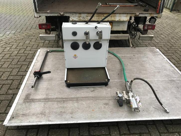 Vloeistof tapunit Raasm (olie - koelvloeistof) in nieuwstaat, Auto diversen, Autogereedschap, Zo goed als nieuw, Ophalen