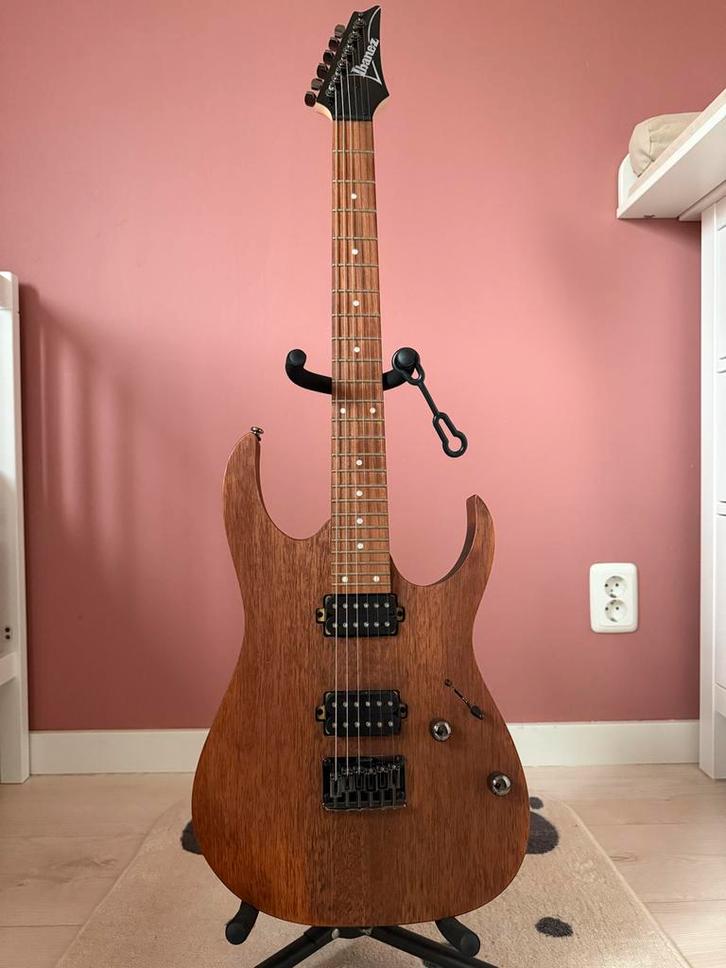 Ibanez RG421 + Blackstar ID:Core 40 v3, Muziek en Instrumenten, Snaarinstrumenten | Gitaren | Elektrisch, Gebruikt, Solid body