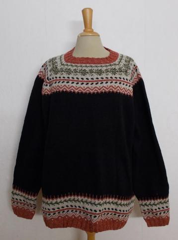 Zacht en soepele zwarte Noors/Zweedse look trui! XXL beschikbaar voor biedingen