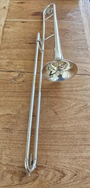 King 605 Bb Tenor Trombone silver plated  beschikbaar voor biedingen