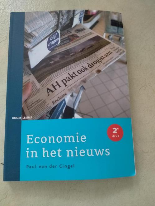 Economie in het nieuws, Boeken, Studieboeken en Cursussen, Zo goed als nieuw, HBO, Ophalen of Verzenden