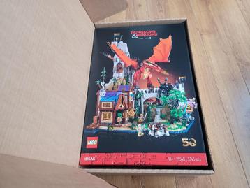 Lego Ideas Dungeons & Dragons Red Dragon's Tale 21348 nieuw beschikbaar voor biedingen