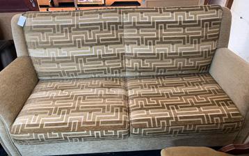 Retro design bank, Scandinavische bank, tweezitter beschikbaar voor biedingen