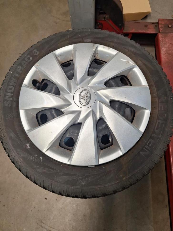 4 WINTERBANDEN OP VELG 165-65-14 MET WIELDOPPEN, Auto-onderdelen, Banden en Velgen, Banden en Velgen, Winterbanden, 15 inch, 165 mm