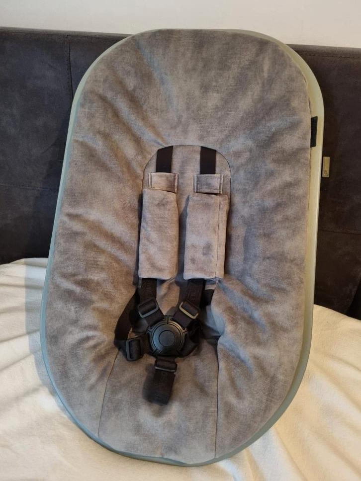 Newborn Frame + bekleding voor de Kidsmill Up! - groen, Kinderen en Baby's, Kinderstoelen, Zo goed als nieuw, Meegroeistoel, Gordel(s)