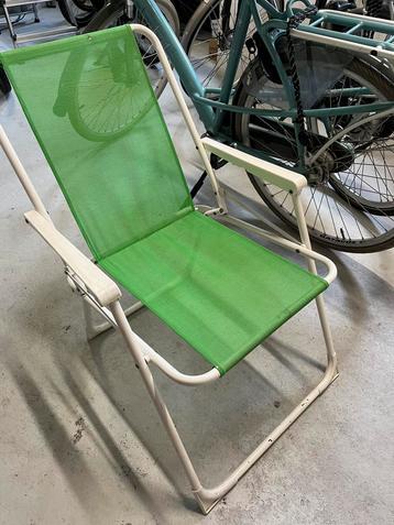 Klapstoel 2x beschikbaar voor biedingen