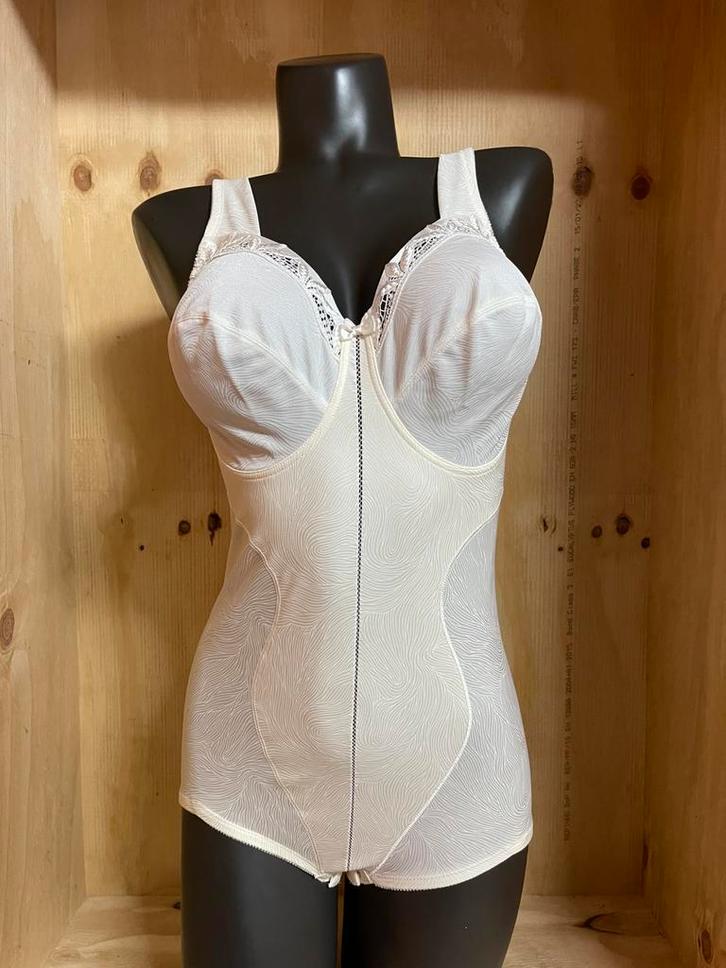 Felina body zonder beugel maat 90d melina NOS SERIE, Kleding | Dames, Ondergoed en Lingerie, Body of Korset, Overige kleuren, Verzenden