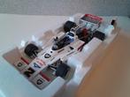 1:18 Classic Carlectables Lola T332 #2, Tasman Champion 1975, Verzenden, Nieuw, Auto, Overige merken