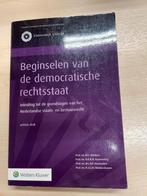 Democratische rechtsstaat studieboek, Ophalen of Verzenden, Gamma, Zo goed als nieuw, WO