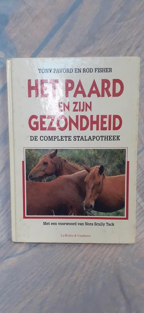 Het Paard en zijn Gezondheid - Complete Stalapotheek, Boeken, Natuur, Gelezen, Overige onderwerpen, Ophalen