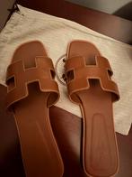 Hermes slippers, Ophalen of Verzenden, Zo goed als nieuw