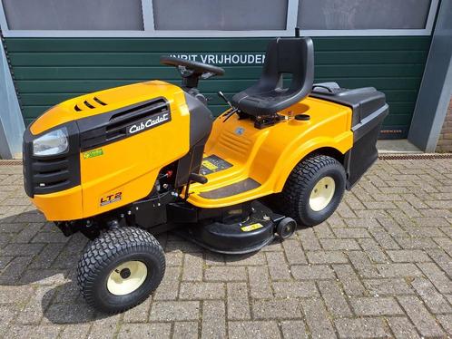 Cub Cadet LT2 zitmaaier, Tuin en Terras, Zitmaaiers, Gebruikt, 90 tot 120 cm, Ophalen