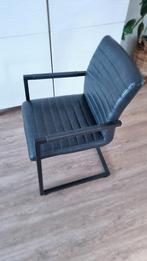 Moderne zwarte stoel met armleuningen 6 x, Huis en Inrichting, Stoelen, Ophalen, Zwart, Zo goed als nieuw, Metaal