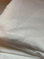 4 witte Tafelkleden 140 x 240 cm, Ophalen of Verzenden, Gebruikt, Binnen