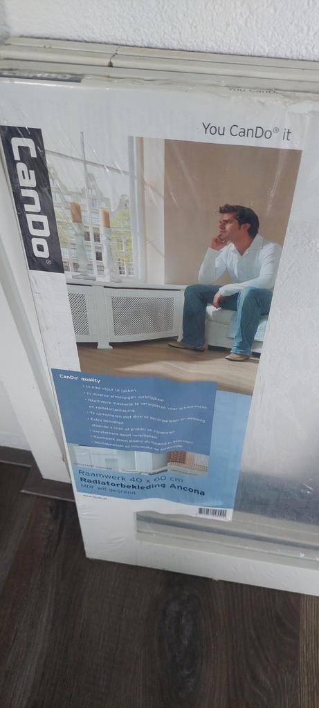 Cando radiatorbekleding en staanders, Doe-het-zelf en Verbouw, Verwarming en Radiatoren, Nieuw, Ophalen