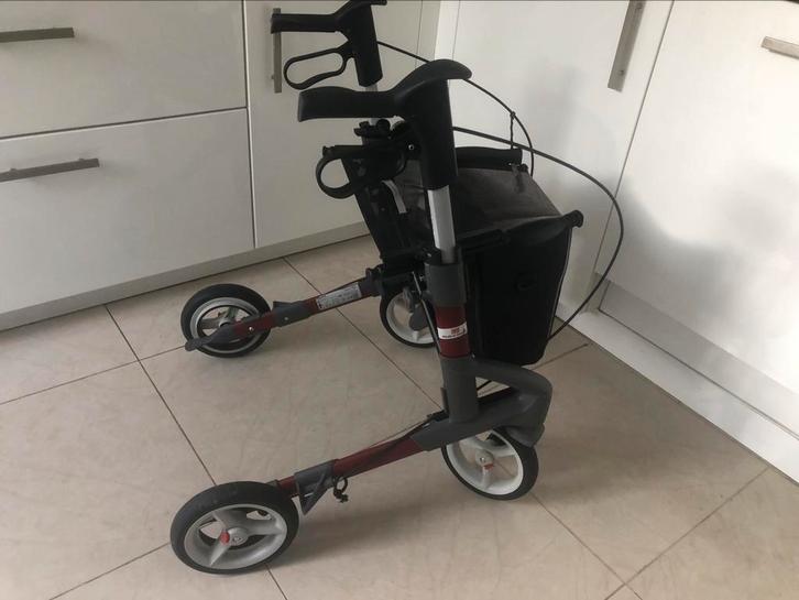 Topo troja. 5 G met dienblad, Diversen, Rollators, Zo goed als nieuw, Opvouwbaar, Ophalen of Verzenden
