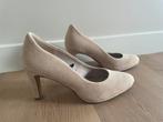 Nieuw - Tamaris pumps in de kleur beige/nude - maat 38, Kleding | Dames, Schoenen, Ophalen of Verzenden, Zo goed als nieuw, Beige
