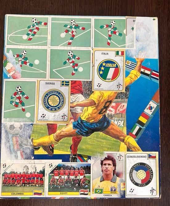 Panini Italia 90 WC album 2 keer Maradona mist 16 plaatjes, Verzamelen, Sportartikelen en Voetbal, Gebruikt, Poster, Plaatje of Sticker