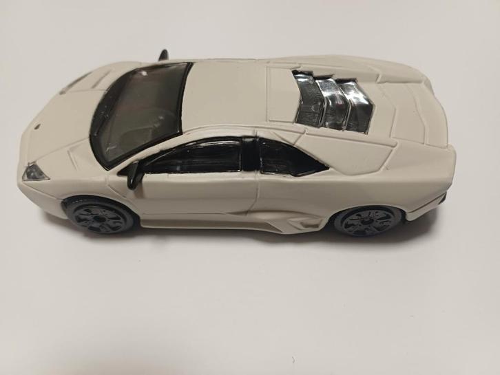 Burago Lamborghini Reventón 1:43, Hobby en Vrije tijd, Modelauto's | 1:43, Zo goed als nieuw, Auto, Overige merken, Ophalen of Verzenden
