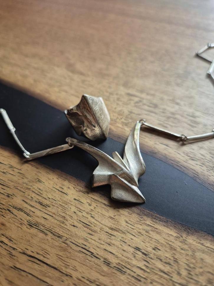 Lapponia zilveren ring Kauris + ketting Bambu Finland Design, Sieraden, Tassen en Uiterlijk, Kettingen, Zo goed als nieuw, Zilver