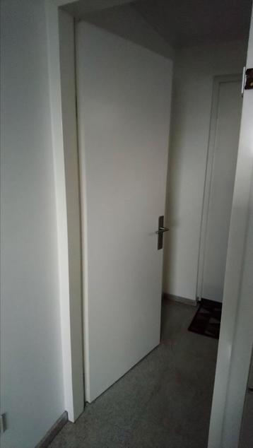 Nieuwe binnendeur wit in verpakking beschikbaar voor biedingen