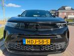 Opel Mokka 1.2 130pk Start/stop Aut 2024 Black edition, Auto's, Opel, 1195 kg, 1199 cc, Zwart, 1200 kg