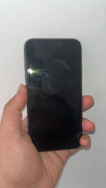 Iphone 11  beschikbaar voor biedingen