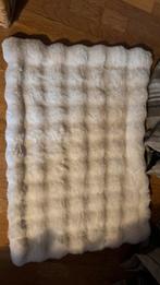 Bieuw kleed bont zacht fluffy wit rechthoekig 95 bij 65 cm, Ophalen of Verzenden, Nieuw
