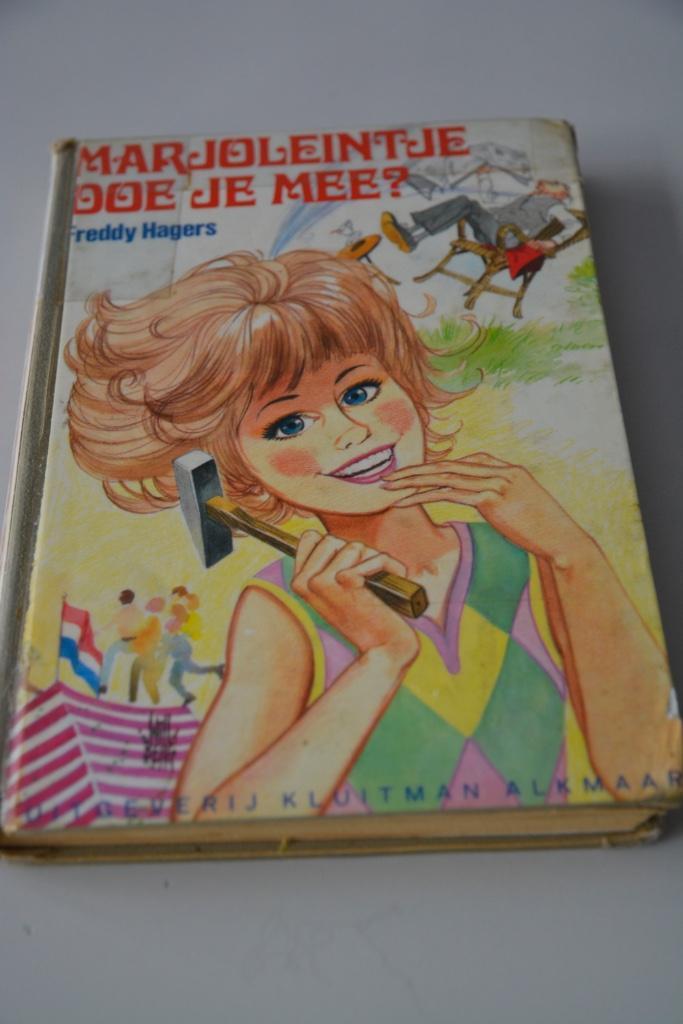 1 Marjoleintje Doe je mee €1,5, Boeken, Kinderboeken | Jeugd | 10 tot 12 jaar, Gelezen, Ophalen of Verzenden