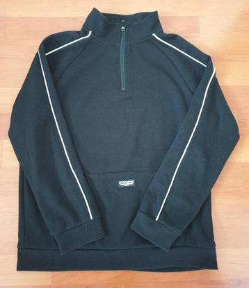 Zwarte trui met buidelzak. Maat 152. beschikbaar voor biedingen