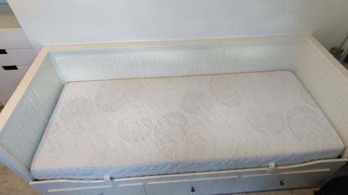 HEMNES Bedbank met 3 lades, 80x200 cm + matras, Huis en Inrichting, Slaapkamer | Bedden, Zo goed als nieuw, Twijfelaar, Overige maten