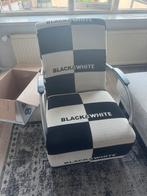 Fauteuil black & white, Huis en Inrichting, Fauteuils, Ophalen, Zo goed als nieuw, Stof, Modern