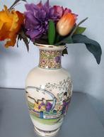 Antieke. Grote Gedecoreerde Chinese vaas., Huis en Inrichting, Woonaccessoires | Vazen, Verzenden