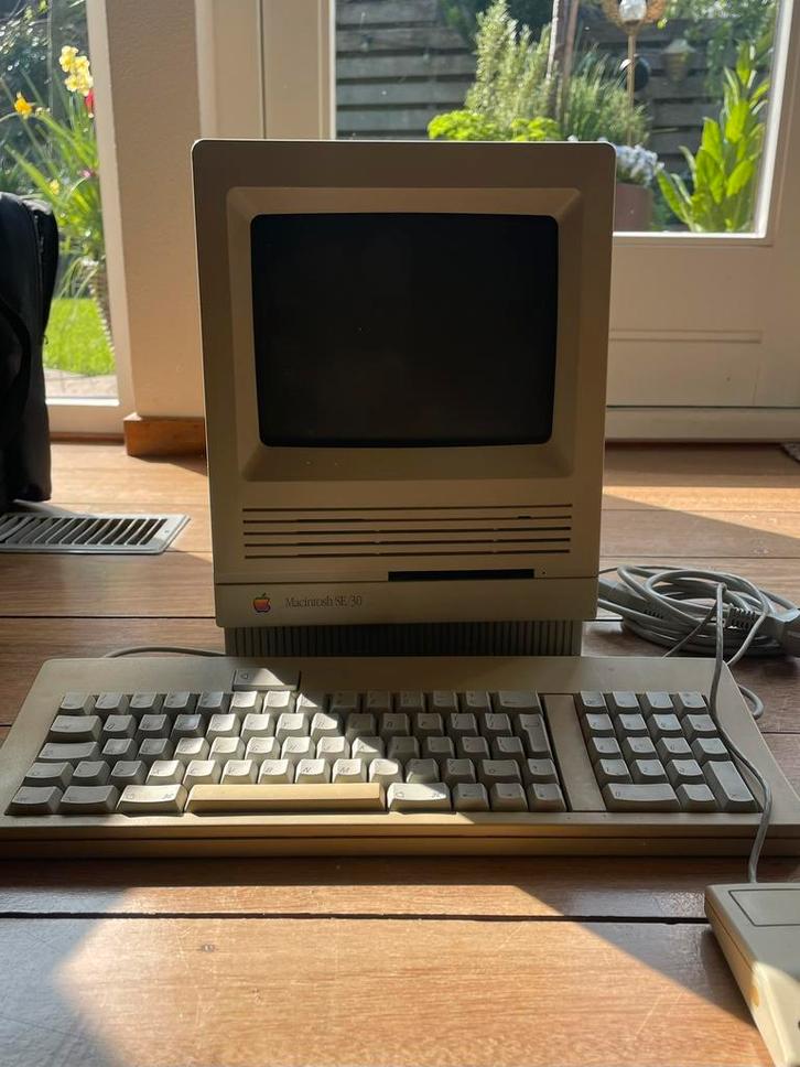 Apple Macintosh se/30, Computers en Software, Vintage Computers, Ophalen of Verzenden