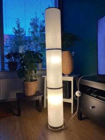 Staande lamp | Vloerlamp beschikbaar voor biedingen