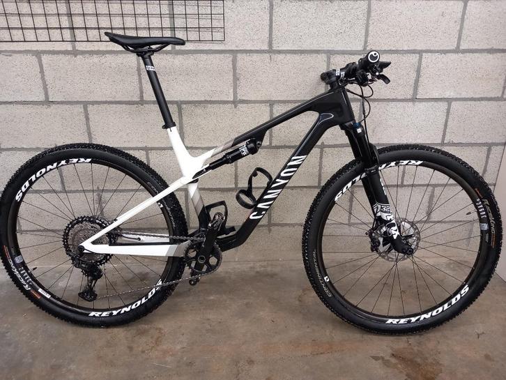 Canyon Lux CF7 Worldcup Shimano XT maat L, Fietsen en Brommers, Fietsen | Mountainbikes en ATB, Nieuw, Overige merken, Fully, Ophalen